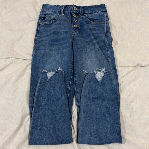 KanCan High‑Waisted Distressed Skinny Jeans Medium Wash Size 0/23 EUC - Picture 1 of 2